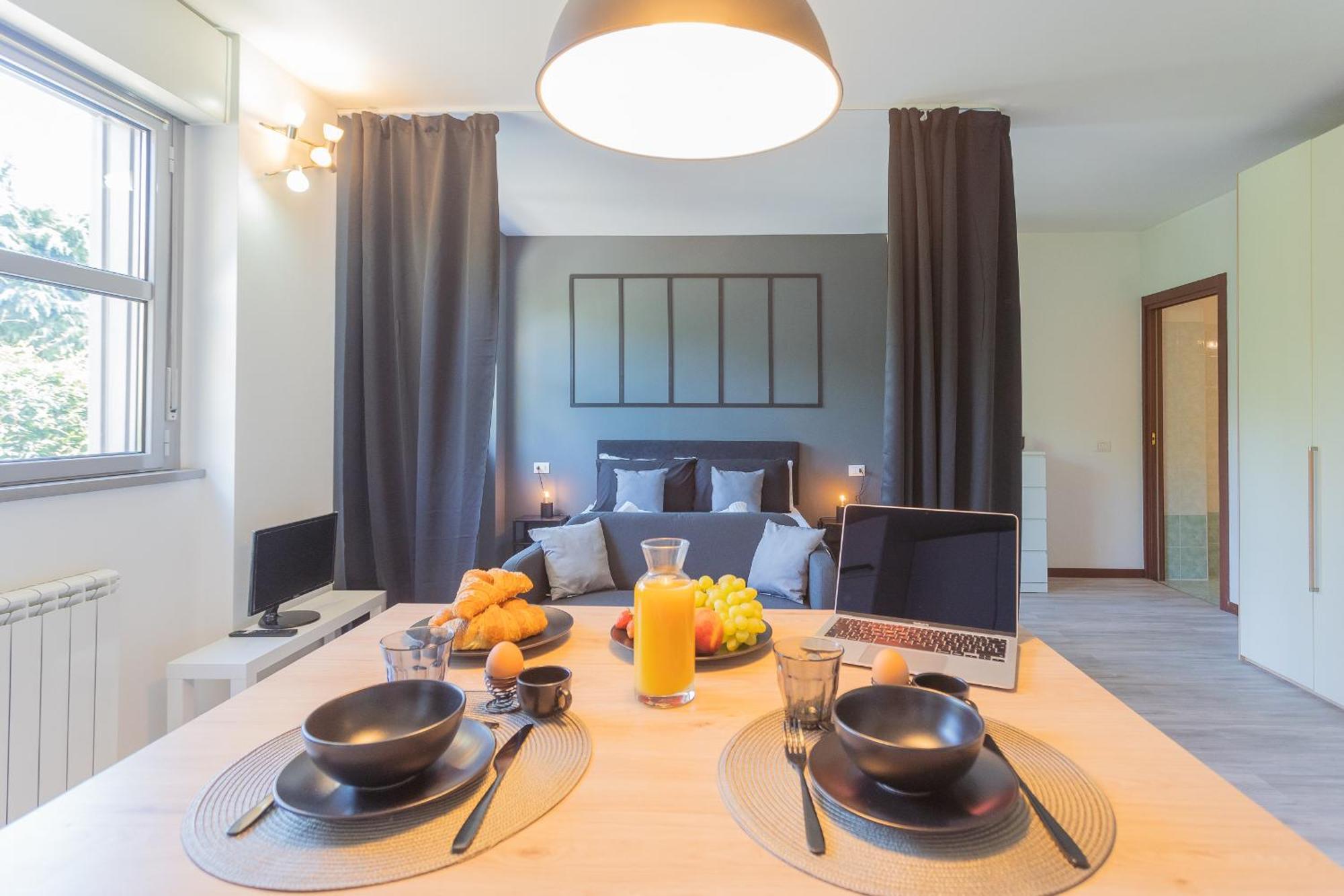 Black Loft Como By Rent All Como Exterior foto
